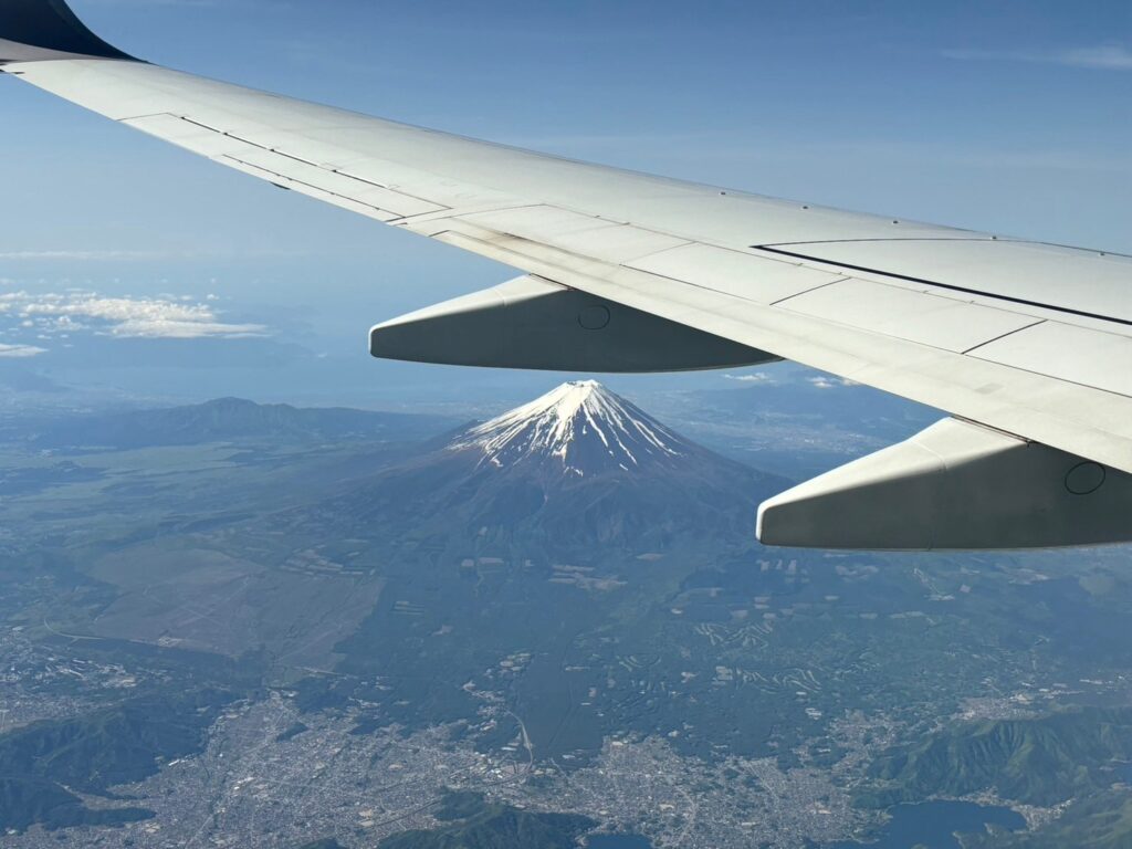 飛行機からみた富士山