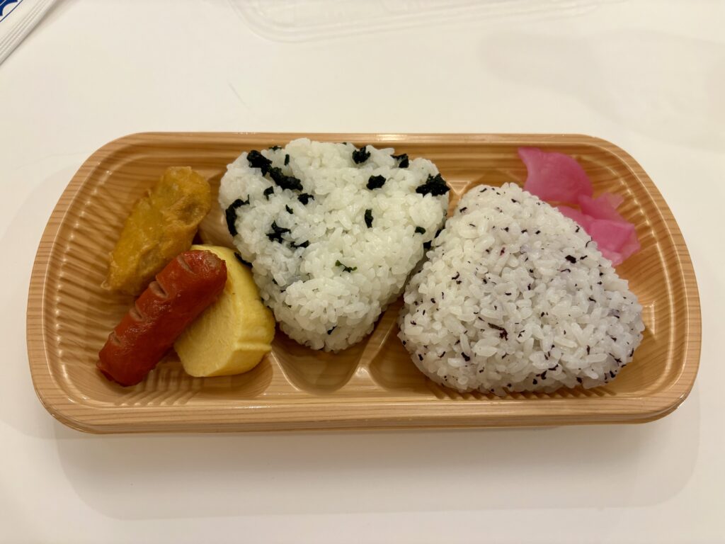 おにぎりセット開けるとこんなかんじ